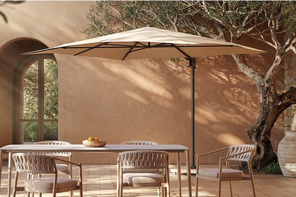 Luxe zweefparasol Zaragoza - Sun Shade