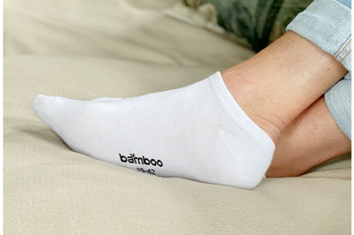 Bamboo_Sneaker_Sokken_Wit_Lifestylemin.jpg