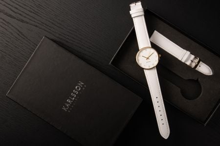 Dameshorloge Charm steel white – Karlsson