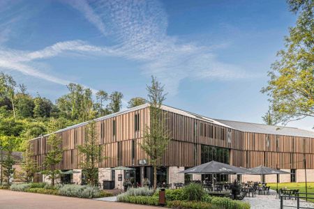 Ontdek Valkenburg's historische charme en prachtige natuur vanuit luxe 4* hotel