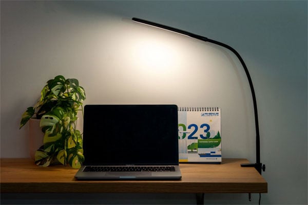 Led-bureaulampen Hyundai Lighting